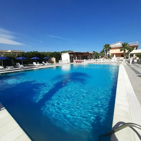 Hotel apartamentowy Parco Del Sole Rodi Garganico